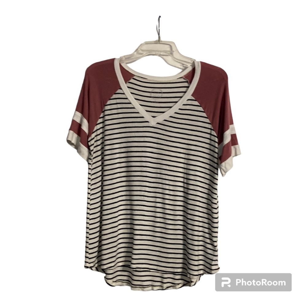 Maurice’s Striped T-shirt